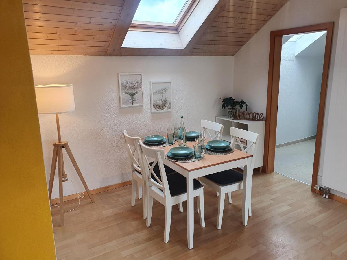 Ferienwohnung Mit Ausblick 크로이츠링엔 외부 사진